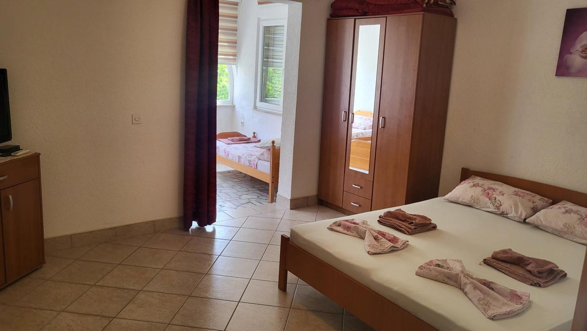 Apartments Alma Orebić Pokój zdjęcie